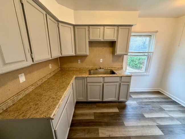 Photo - Updated 3-Bedroom, 1-Bath Brick Bungalow Home for Lease – Must See! Welcome Section 8