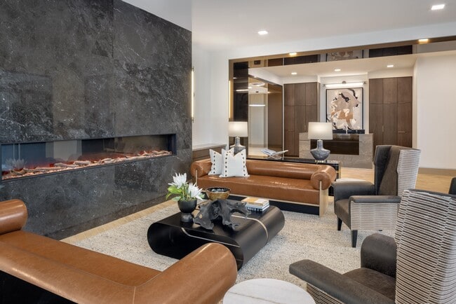 Fort Worth's Premier Apartment Community Apartment Community - The Crescent Rental