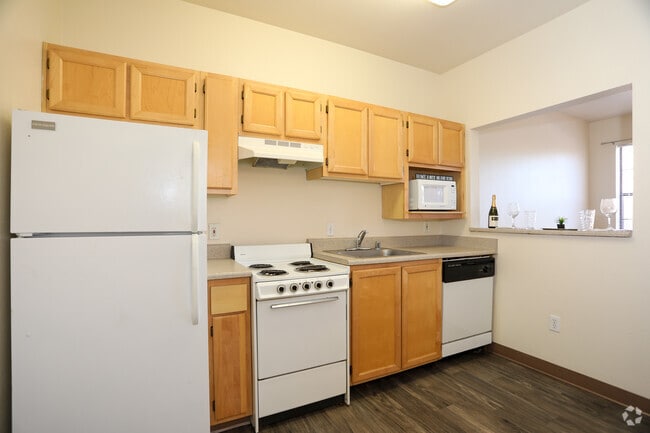 Chelsea Studio Model - 402SF