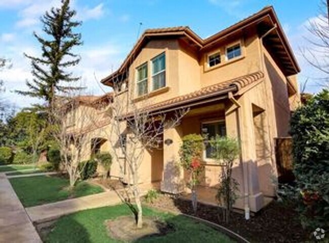 Building Photo - Charming Luxury Home Near Downtown Davis &...