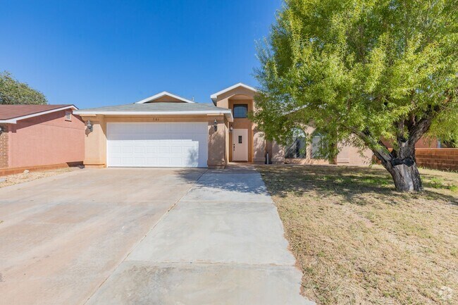 Building Photo - 3 Bedroom 2 Bath Home