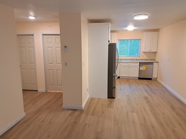 Photo - 35049 Cedar Ave Unit #C