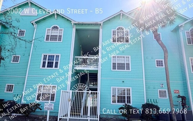 Building Photo - 3002 W Cleveland St