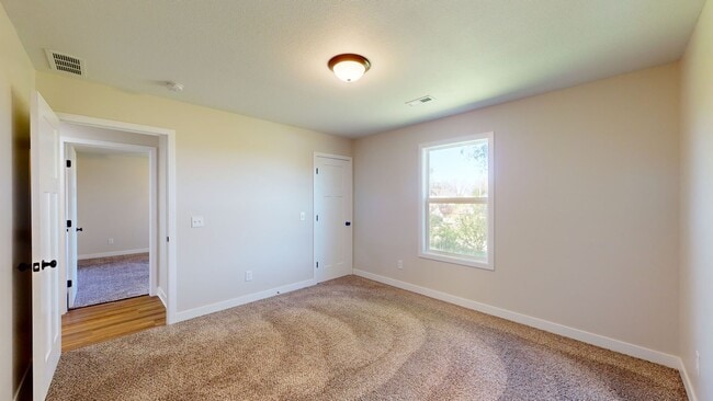 Photo - Andrew county duplex close to I-29