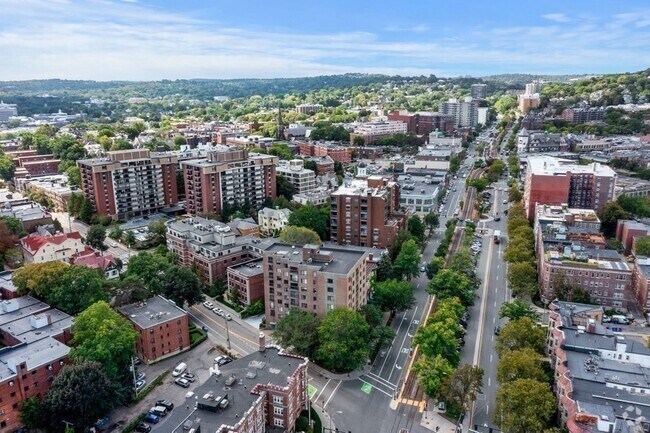 Building Photo - 60 Longwood Ave Unit 6 Rental