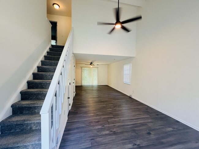 Photo - 168 Stoney Dr