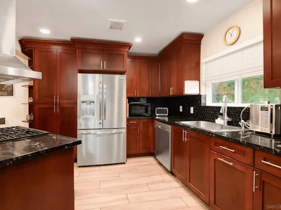 4388 Bellflower Dr