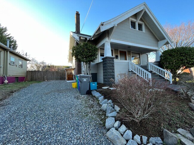 5735 NE 15th Ave Unidad B