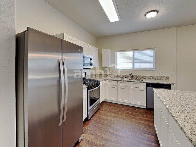 Photo - 388 E Atlas Cedar Pl