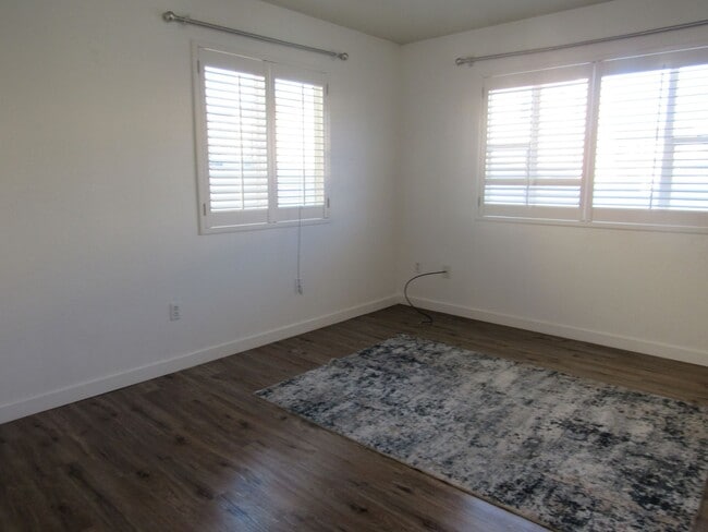 Photo - Gorgeous Westside 3 bd Twin Home