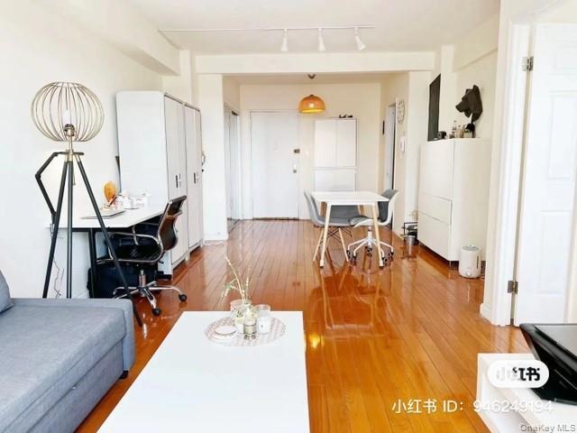 Photo - 107-40 Queens Blvd Unidad 15K