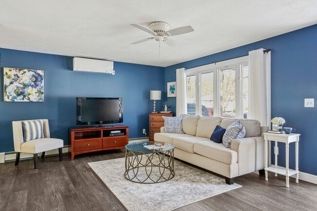 Photo - 23 Bradford St