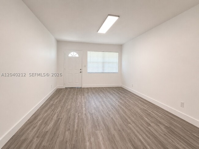 730 SW 5th Ave Unit 1