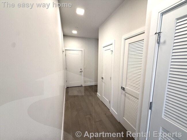 Photo - 24 Rush St Unidad #E