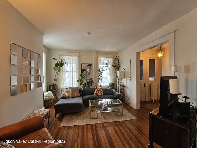 Photo - 159 Green St