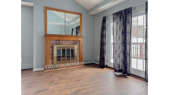 Photo - 3bed/3bath Renovated Townhome with Garage (Heat Included) Unit 101