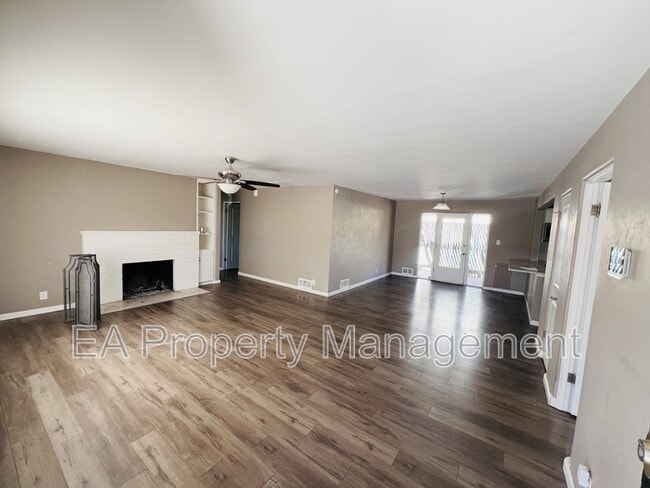 Photo - 7201 Mountain Rd NE
