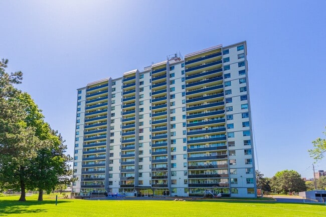 Photo - 2775 Jane Street