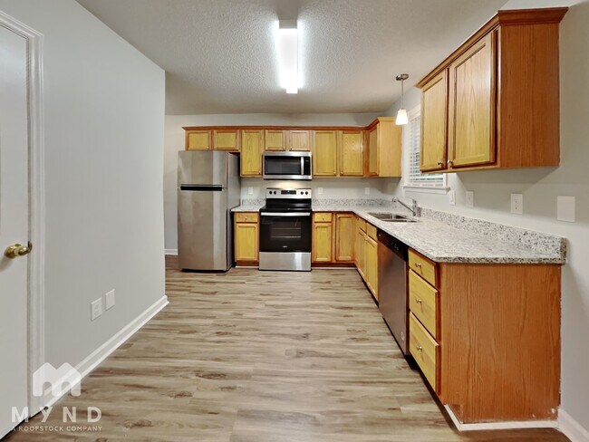 Photo - 6812 Stevens Oaks Dr