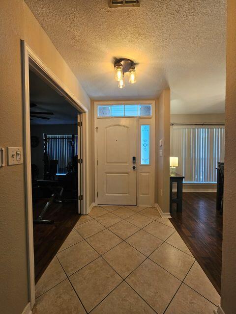 Photo - 2287 Heritage Cir