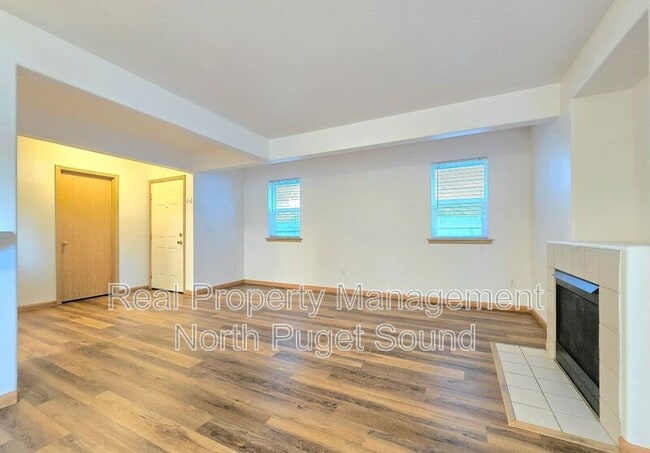 Photo - 5328 138th St NE Unit B