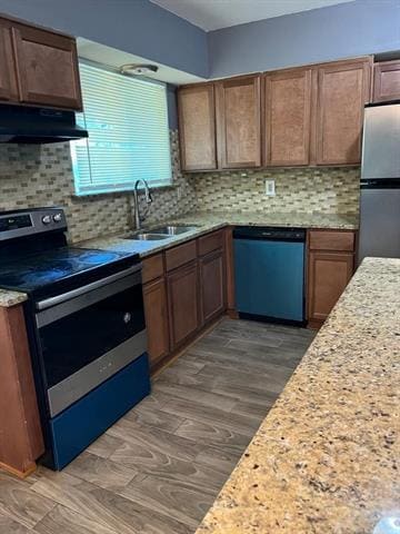 Photo - 2228 52nd St