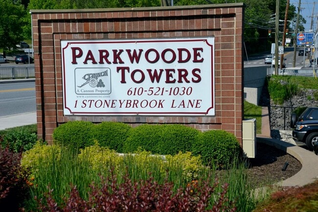 Photo - Parkwoode Towers