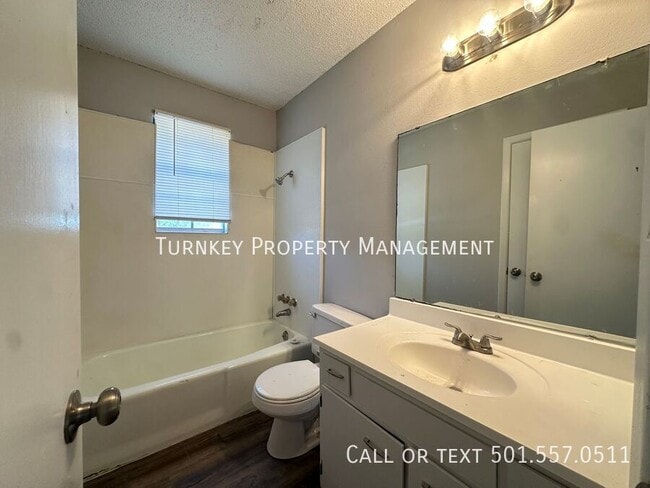 Photo - 2 E Laramie Dr Unit A