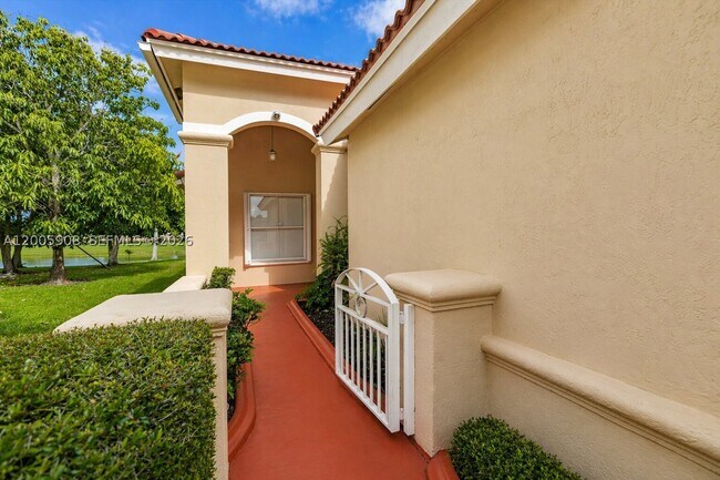 Photo - 6298 Harbour Chase Dr