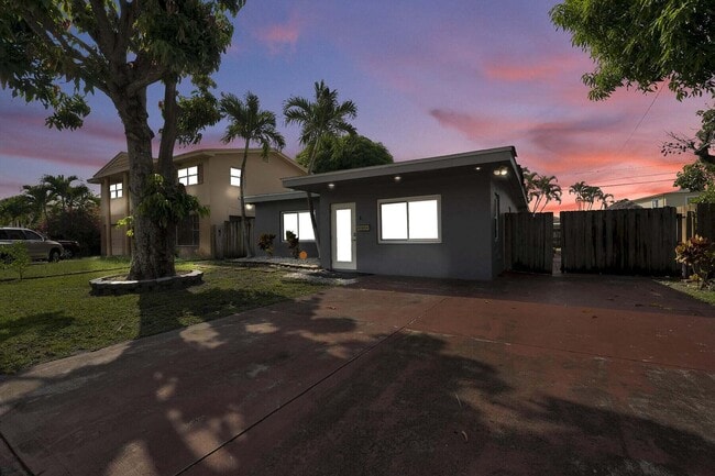 Photo - 6824 SW 5th St