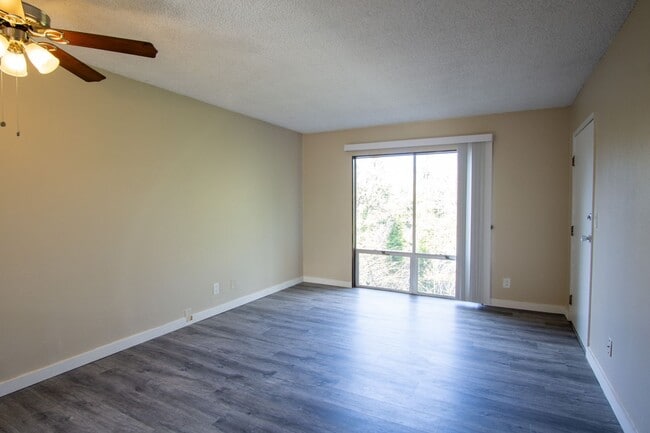 Photo - 1245 SW Grover St Unit 306