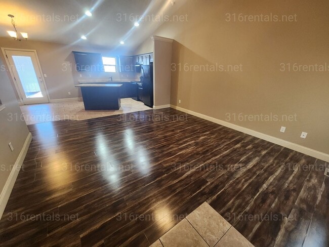 Photo - $1,850- 4 bedroom / 3 bathrooms - Beautiful and Large Home! *COMING SOON*