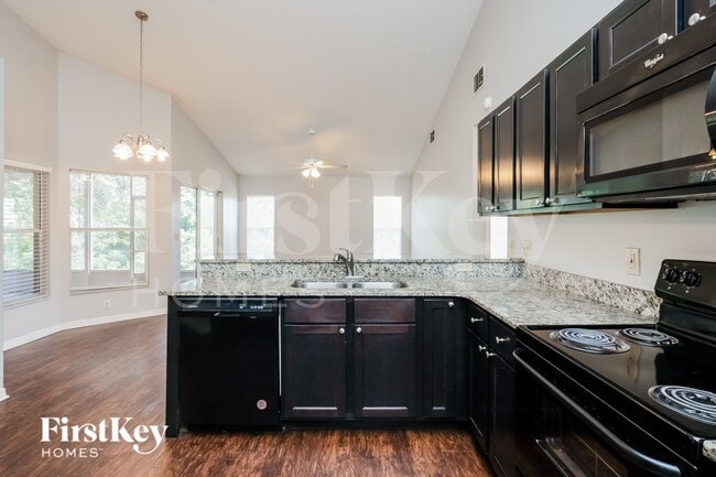 Photo - 6809 Coral Cove Dr