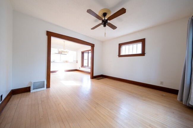 Photo - 4958 N Morgan Ave