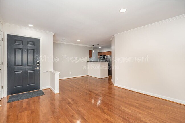2516 Cranbrook Ln Unidad 9