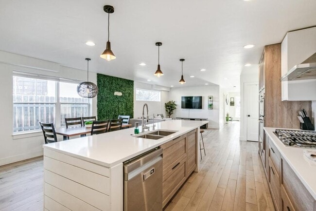 Photo - 3044 N Speer Blvd