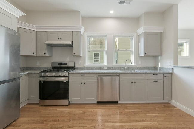 Photo - Renovated 4 bed 2 bath in Brighton!!!