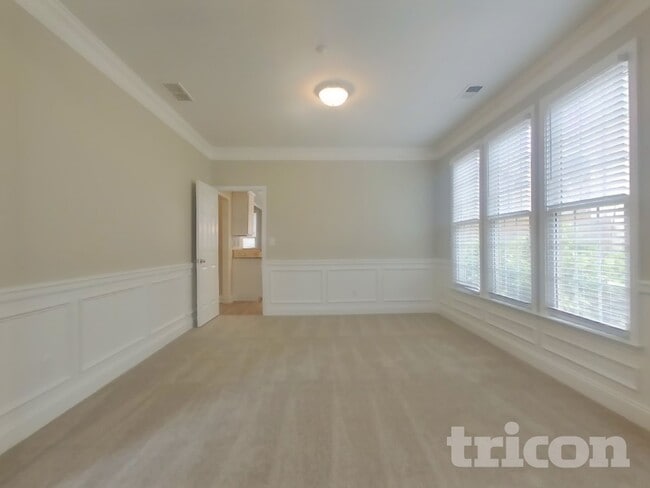 Photo - 529 Water Birch Way