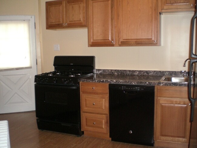 Photo - 4517 Friendship Ave