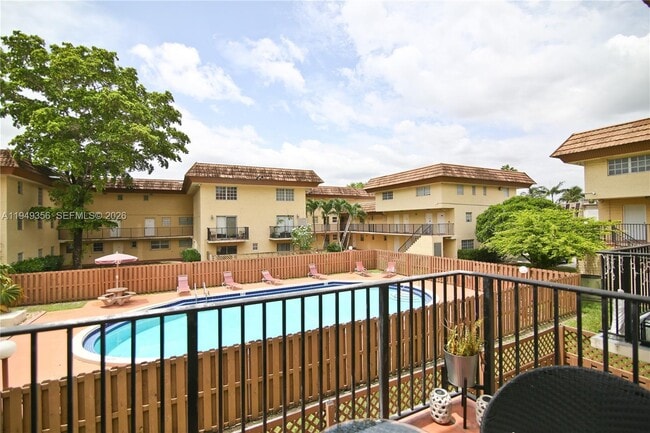 Building Photo - 8500 SW 109th Ave Unit 6-223