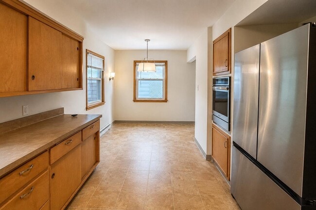 Photo - W67N756 Evergreen Blvd
