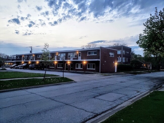 Building Photo - 18154 Martin Ave Rental