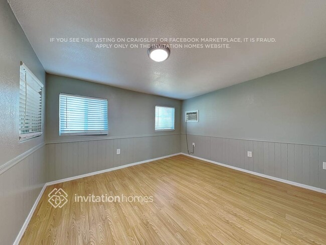 Photo - 2926 E Escondido Ave