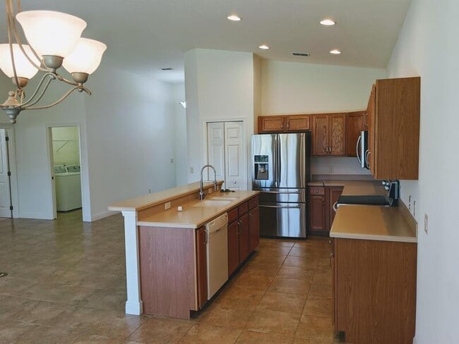 Photo - 1882 W Angelica Loop