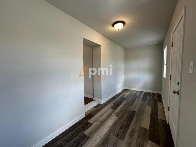 Photo - 3968 Adams St