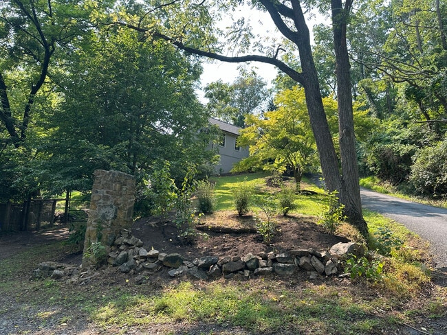 Building Photo - 3490 Haupts Bridge Rd