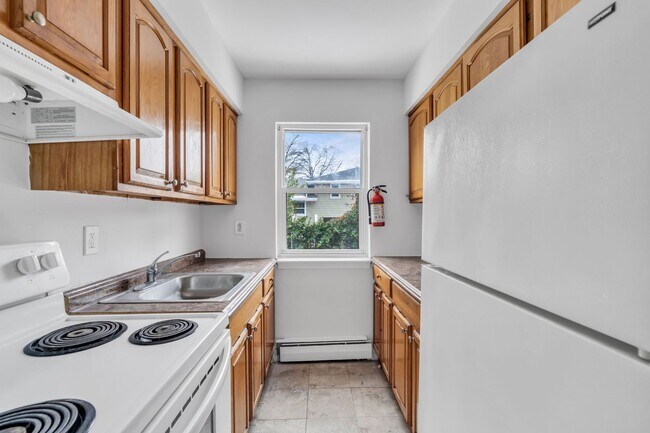 5th Avenue Apartments
