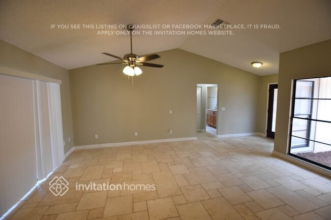 Photo - 1617 Carter Oaks Dr