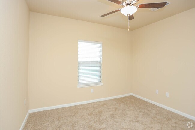 2BR, 2BA - 1000SF - B1