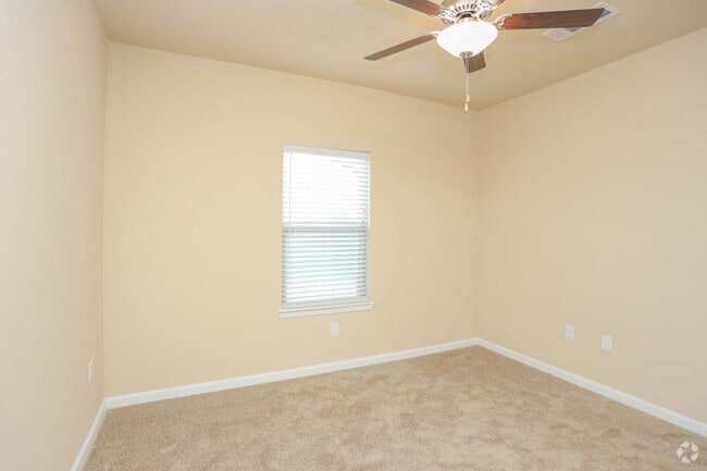 2BR, 2BA - 1000SF - B1 - Legacy Trails of Decatur - 55 Plus Apartments